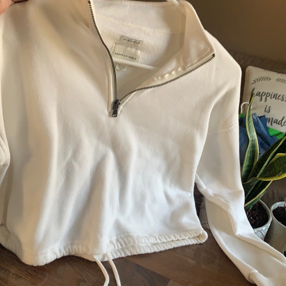 American eagle zip up